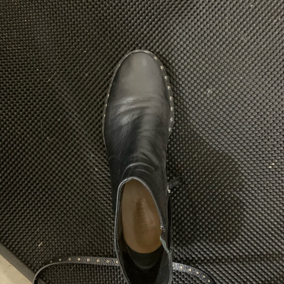 Leather boots - Picture 3 of 3